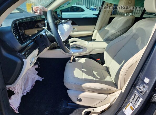 4JGFB4EB4SB467589 2025 MERCEDES-BENZ GLE Gray Widok wnętrza z przodu