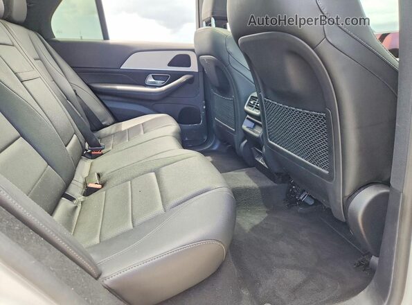 4JGFB4FB1RB111951 2024 MERCEDES-BENZ GLE White Вид задніх сидінь
