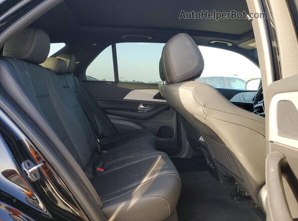 4JGFB4FB9TB586061 2026 MERCEDES-BENZ GLE Black Вид задньої частини салону