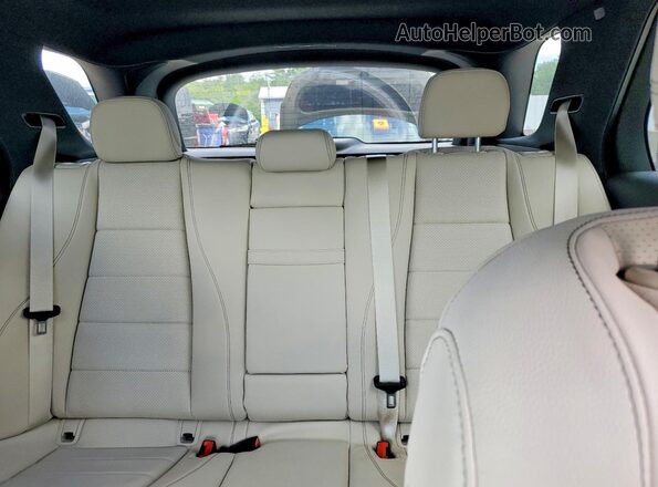 4JGFB4FBXRB176376 2024 MERCEDES-BENZ GLE White Widok tylnych siedzeń