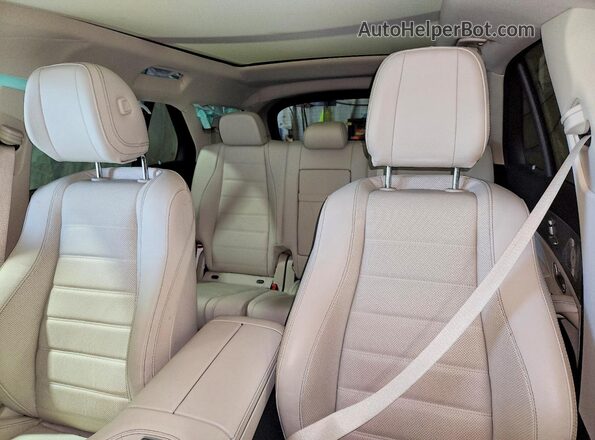 4JGFB4FE9RB219521 2024 MERCEDES-BENZ GLE Gray Rear seats view