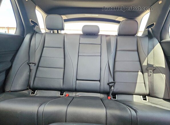 4JGFB4JB3NA829833 2022 MERCEDES-BENZ GLE Black Հետևի նստատեղերի տեսք