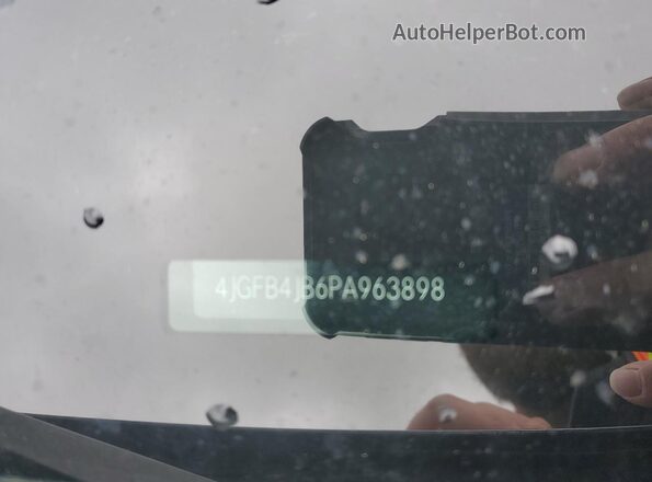 4JGFB4JB6PA963898 2023 MERCEDES-BENZ GLE Gray Vista de la etiqueta del VIN
