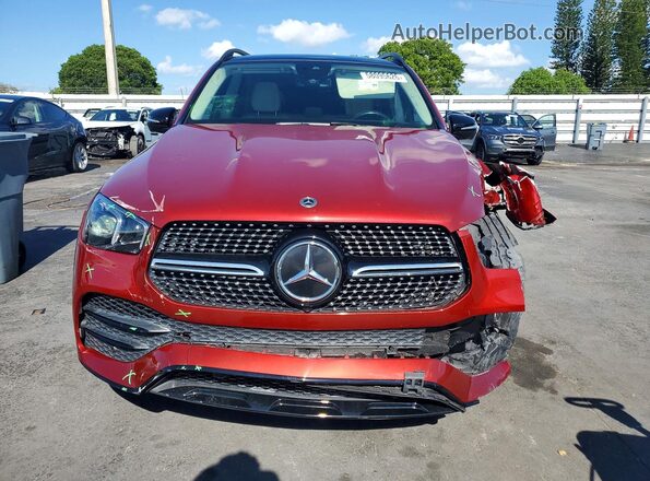 4JGFB4JB9MA535688 2021 MERCEDES-BENZ GLE Red Widok z przodu