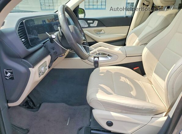 4JGFB4KB1LA156052 2020 MERCEDES-BENZ GLE Серебряный Вид салона спереди