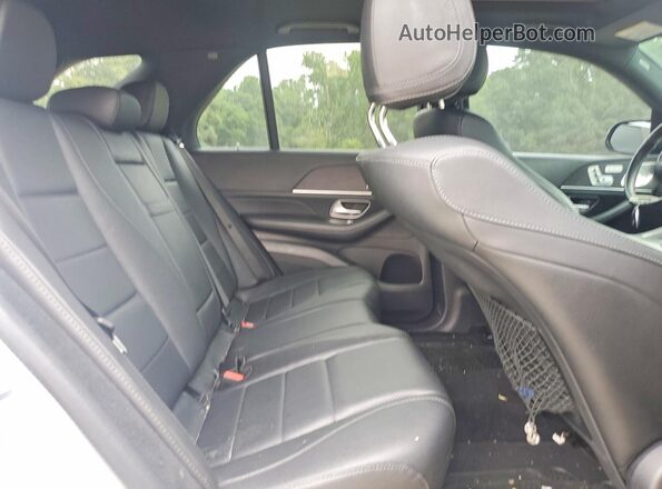 4JGFB4KB5MA436848 2021 MERCEDES-BENZ GLE Silver Widok wnętrza z tyłu
