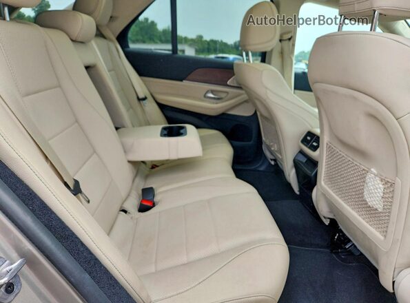 4JGFB4KB5MA500032 2021 MERCEDES-BENZ GLE Silver Widok wnętrza z tyłu