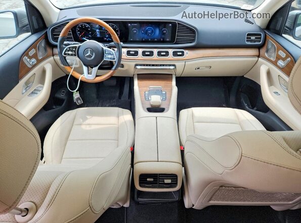 4JGFB4KB5MA500032 2021 MERCEDES-BENZ GLE Silver Widok deski rozdzielczej