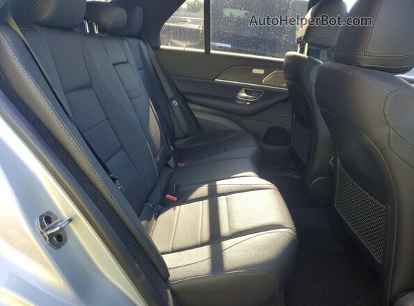 4JGFB4KB6PA936876 2023 MERCEDES-BENZ GLE Silver Rear interior view