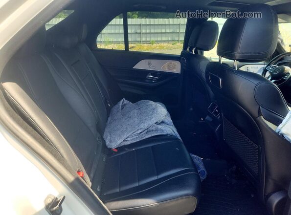 4JGFB4KEXLA121343 2020 MERCEDES-BENZ GLE White Widok tylnych siedzeń