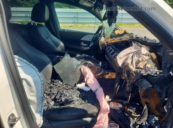 4JGFB4KEXLA121343 2020 MERCEDES-BENZ GLE White Widok wnętrza z przodu