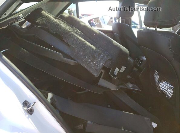 4JGFB6BBXRB250879 2024 MERCEDES-BENZ GLE White Vista de los asientos traseros