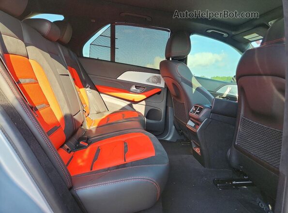 4JGFB8KB5RB168019 2024 MERCEDES-BENZ GLE Silver Вид задніх сидінь
