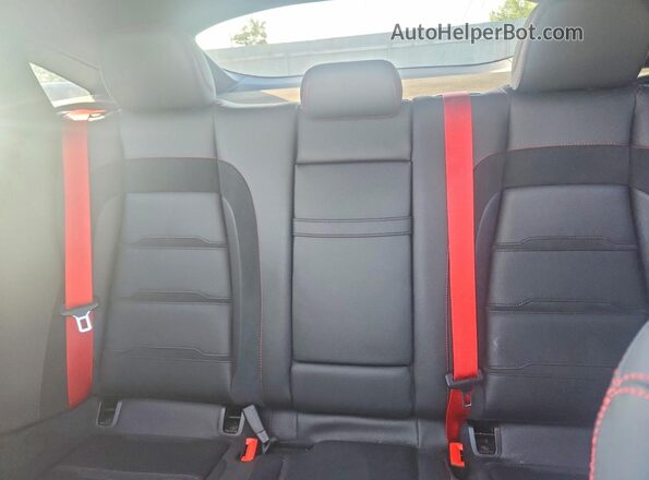 4JGFD6BB8PA920684 2023 MERCEDES-BENZ GLE White Vista de los asientos traseros