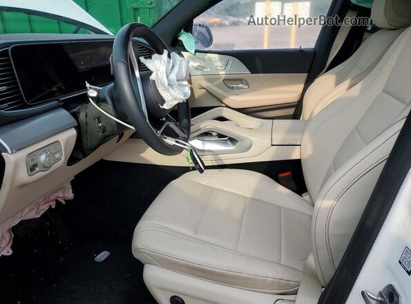 4JGFF5KE2SB446006 2025 MERCEDES-BENZ GLS White Вид салону спереду