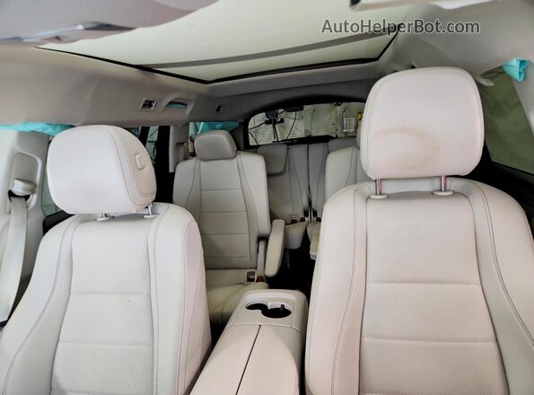 4JGFF5KEXNA652751 2022 MERCEDES-BENZ GLS White Vista de los asientos traseros
