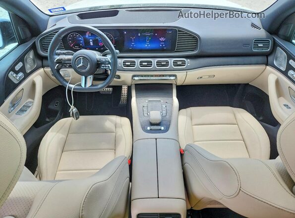 4JGFF5KEXSB291155 2025 MERCEDES-BENZ GLS White Widok deski rozdzielczej