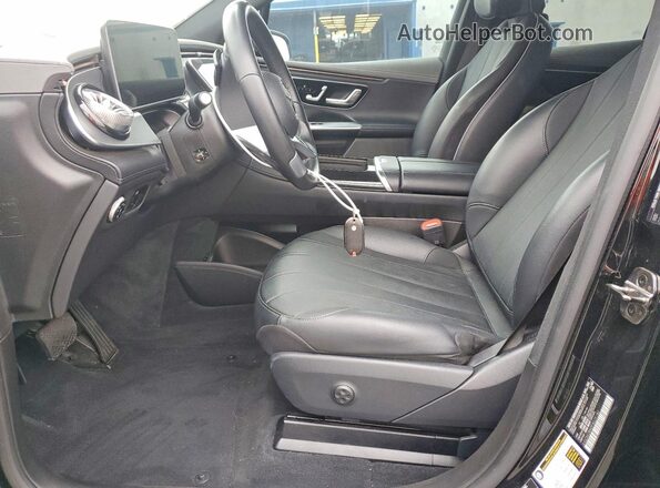 4JGGM2BB0PA035182 2023 MERCEDES-BENZ EQE Черный Вид салона спереди