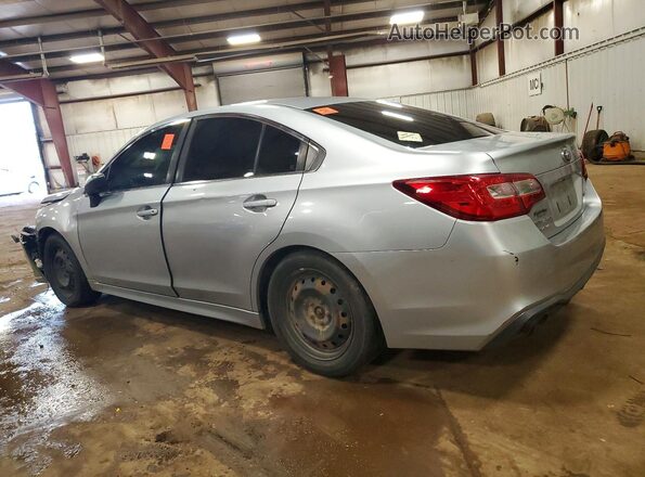 4S3BNAA61J3046102 2018 SUBARU LEGACY Silver Trasero izquierdo