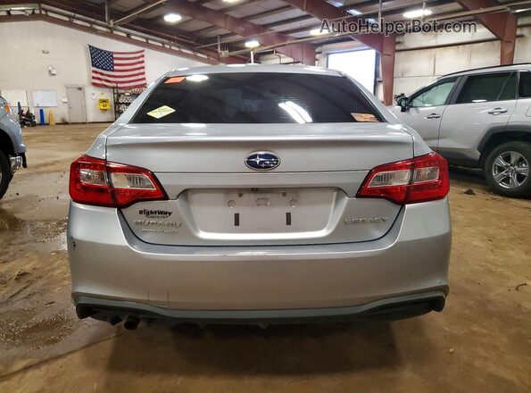 4S3BNAA61J3046102 2018 SUBARU LEGACY Silver Vista trasera