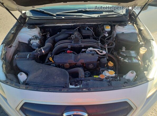 4S3BNAA69G3033879 2016 SUBARU LEGACY White Սալոնի հետևի տեսք