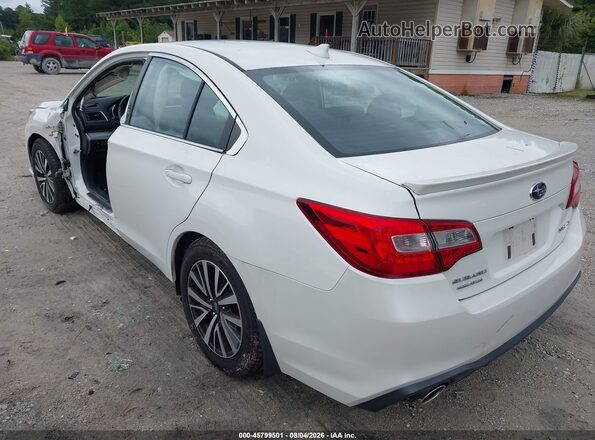 4S3BNAC62J3026437 2018 SUBARU LEGACY Белый Задняя левая четверть