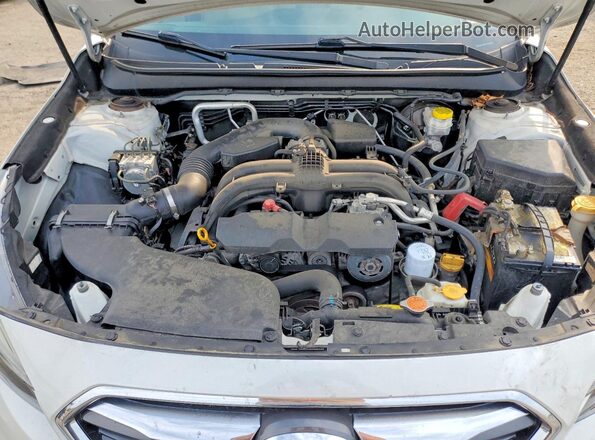 4S3BNAC62J3029662 2018 SUBARU LEGACY White უკანა სალონის ხედი