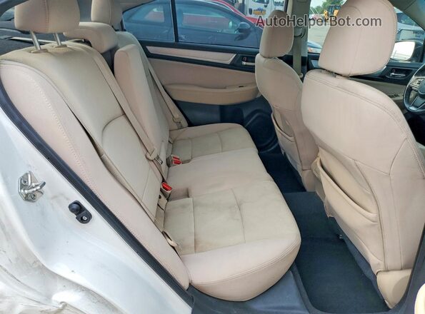 4S3BNAC62J3029662 2018 SUBARU LEGACY White უკანა სავარძლების ხედი