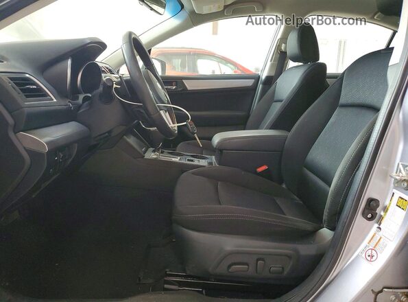 4S3BNAC63H3053429 2017 SUBARU LEGACY Silver წინა სალონის ხედი