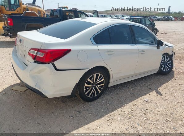 4S3BNAC63J3040184 2018 SUBARU LEGACY White Հետևի աջ