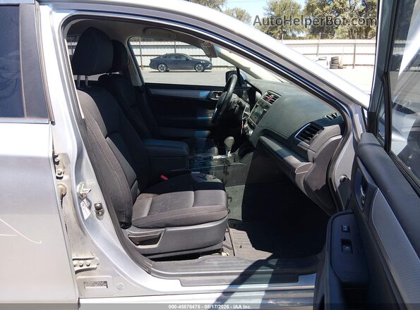 4S3BNAC65H3043792 2017 SUBARU LEGACY Silver Vista interior delantera
