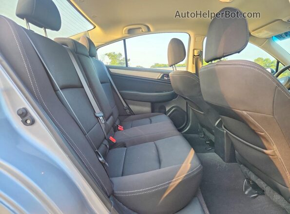 4S3BNAC67H3040814 2017 SUBARU LEGACY Серебряный Вид задних сидений