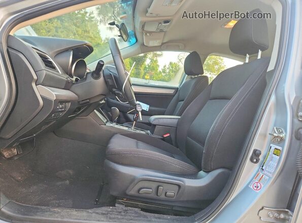 4S3BNAC67H3040814 2017 SUBARU LEGACY Серебряный Вид салона спереди