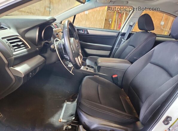 4S3BNAD61H3042220 2017 SUBARU LEGACY White Vista interior delantera