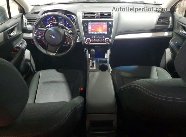 4S3BNAF65K3004235 2019 SUBARU LEGACY Silver Vista del salpicadero