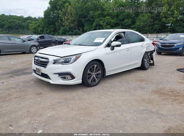 4S3BNAK69J3034035 2018 SUBARU LEGACY White Front left