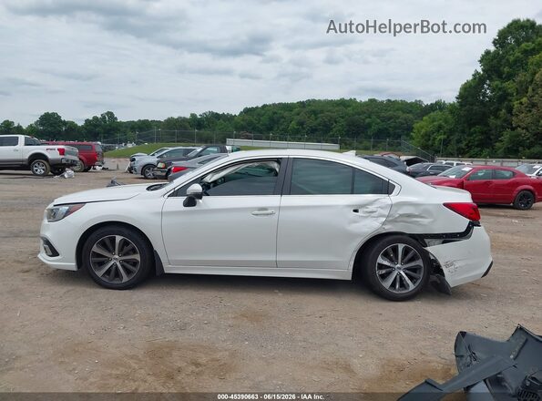 4S3BNAK69J3034035 2018 SUBARU LEGACY White 360 interior view