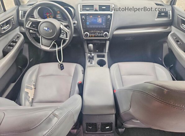4S3BNAN61J3030735 2018 SUBARU LEGACY Gray წინა პანელის ხედი