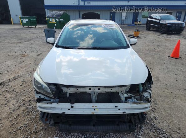 4S3BNAN62G3036777 2016 SUBARU LEGACY White Vista frontal