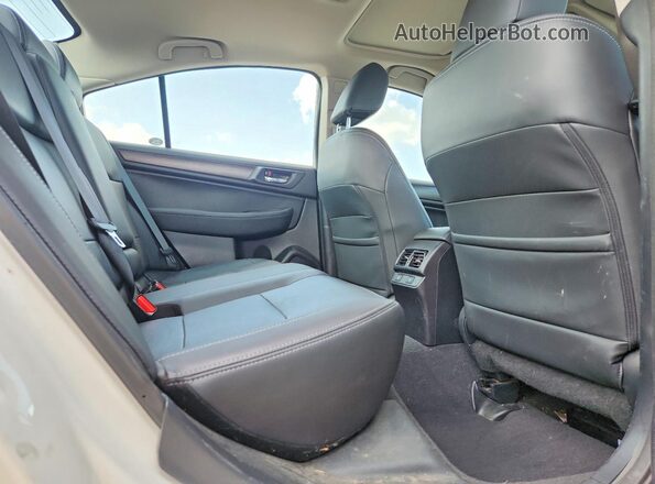 4S3BNAN62G3036777 2016 SUBARU LEGACY White Vista de los asientos traseros