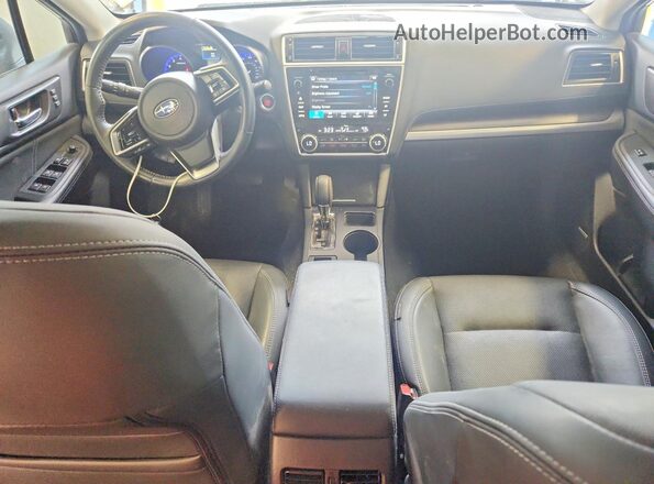 4S3BNAN65J3045304 2018 SUBARU LEGACY Silver წინა პანელის ხედი