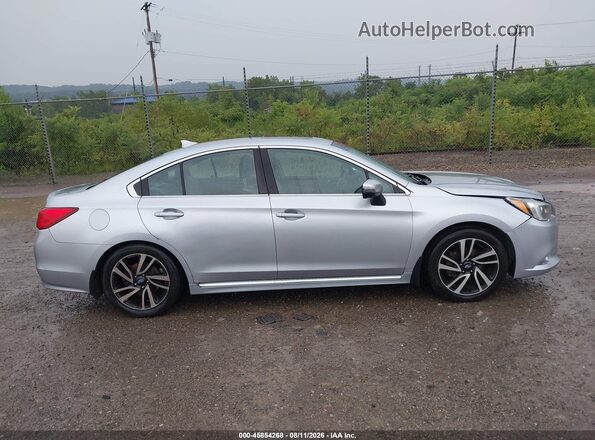 4S3BNAR69H3036819 2017 SUBARU LEGACY Серебряный Вид задней части салона
