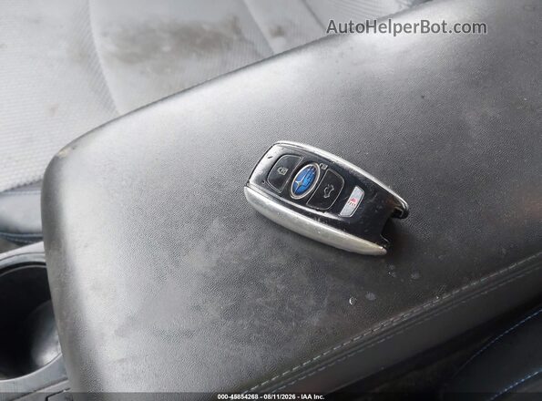 4S3BNAR69H3036819 2017 SUBARU LEGACY Серебряный Вид панели приборов