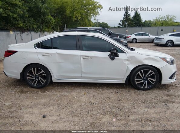 4S3BNAS65K3011966 2019 SUBARU LEGACY White Սալոնի հետևի տեսք