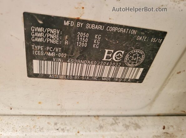 4S3BNDA60J3043032 2018 SUBARU LEGACY White Widok komory silnika