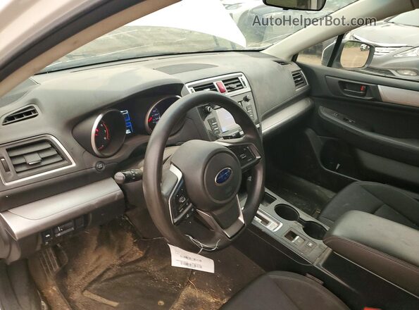 4S3BNDA60J3043032 2018 SUBARU LEGACY White Widok deski rozdzielczej