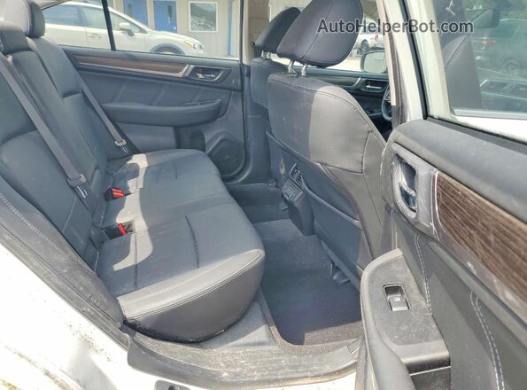 4S3BNEJ62K3020648 2019 SUBARU LEGACY White Widok tylnych siedzeń