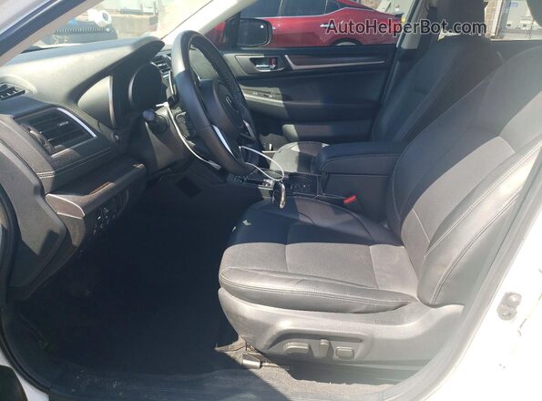 4S3BNEN65K3005622 2019 SUBARU LEGACY White Вид салону спереду