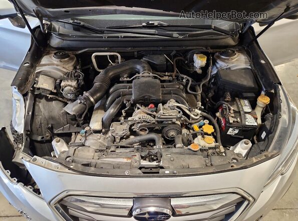 4S3BNEN69J3044891 2018 SUBARU LEGACY Silver Սալոնի հետևի տեսք