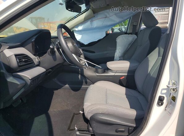 4S3BWAD60S3029026 2025 SUBARU LEGACY White Սալոնի դիմացի տեսք